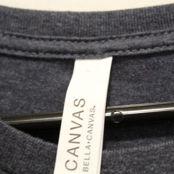 Disney Mickey Mouse Castle T-Shirt Size Large - Picture 8 of 10